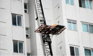 Gli autoscale sono ideali per spostare oggetti pesanti e voluminosi come mobili, elettrodomestici, attrezzature sportive e altro ancora